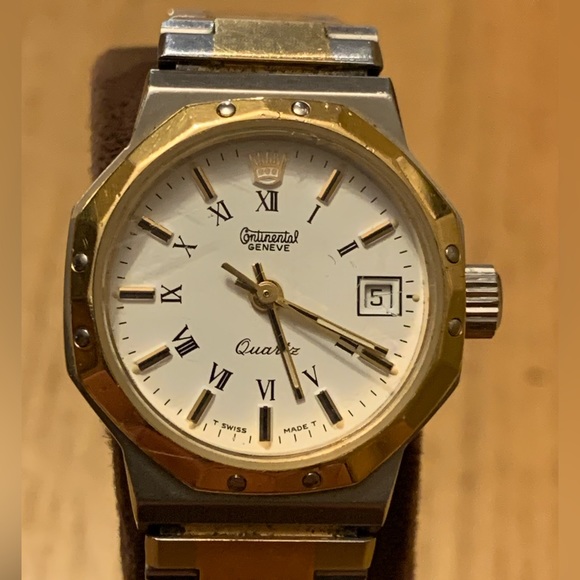 Continental Women’s Gold Watch. - Picture 3 of 6